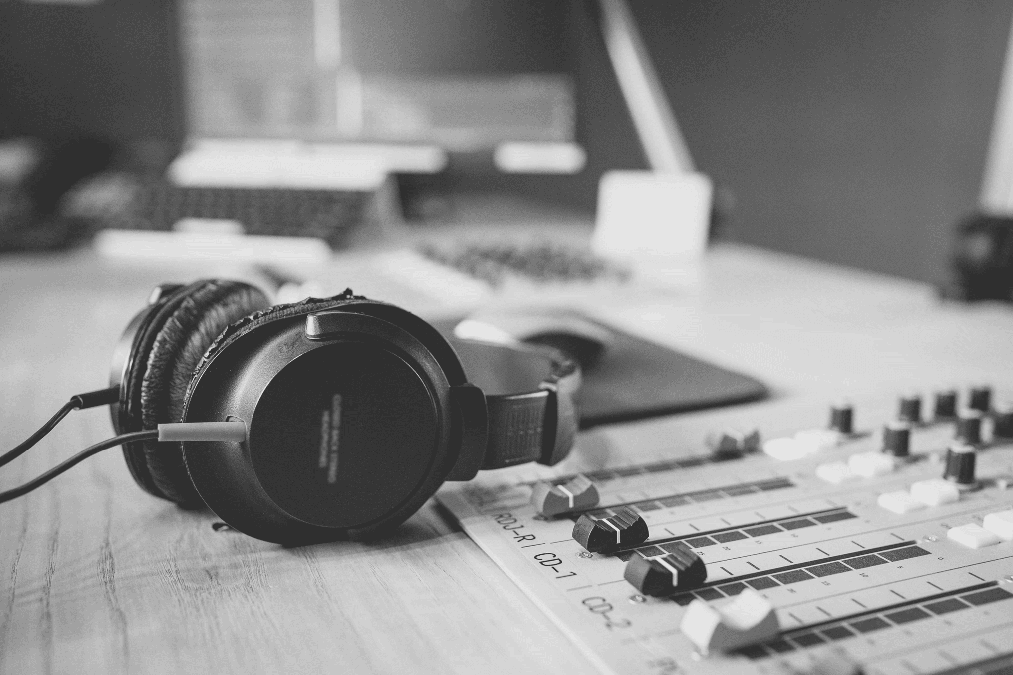 How-to-listen-background